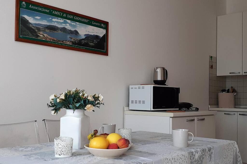 Feel At Home - Casa Loredana Lovere Exterior foto